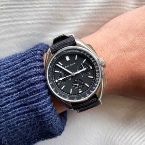 bulova lunar pilot no date